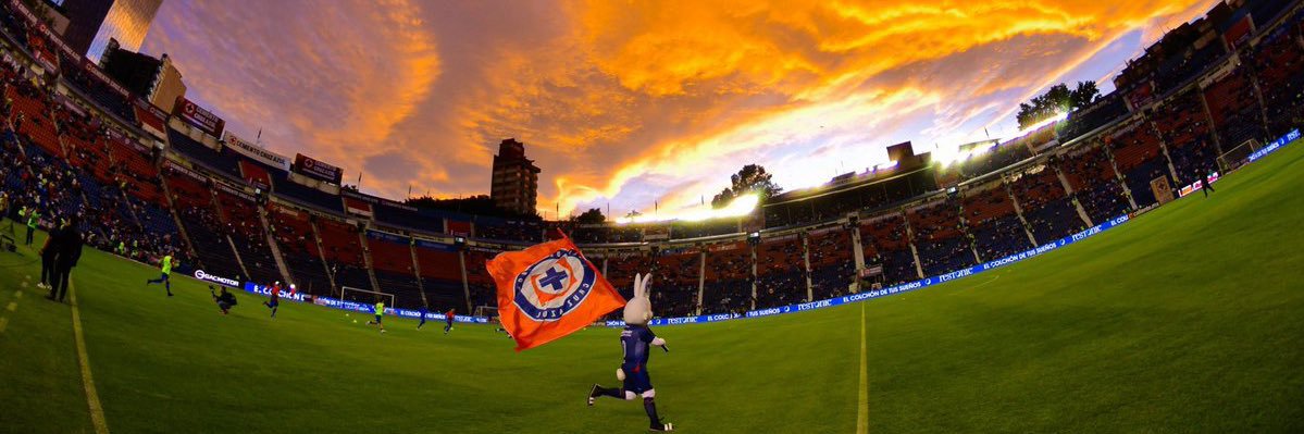 azulyya33's profile banner image