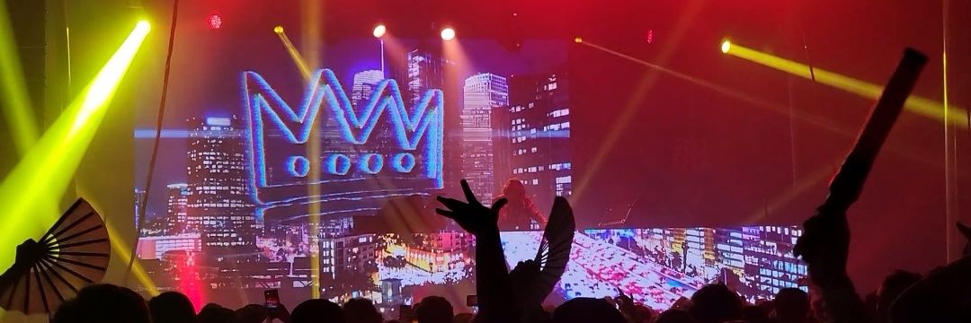 MoonDoll777's profile banner image