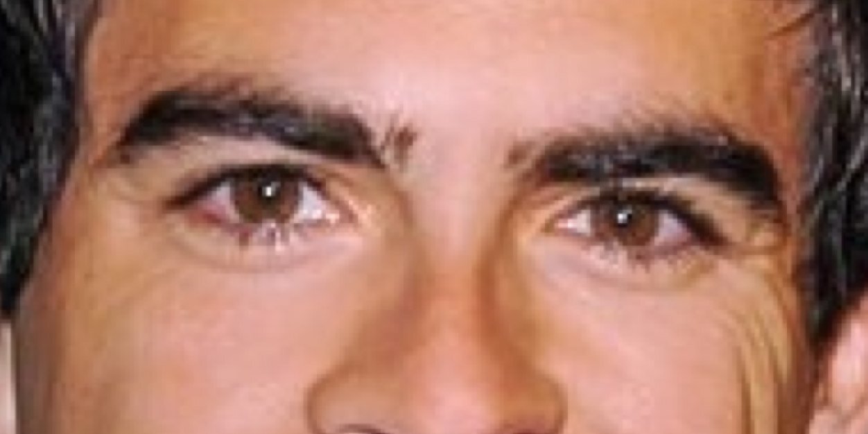 notice me eli banner