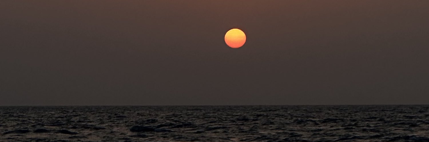 ‘ banner