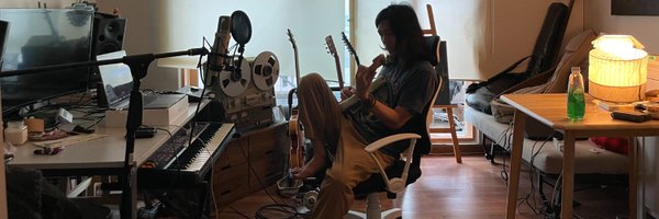 munanisaverage Profile Banner