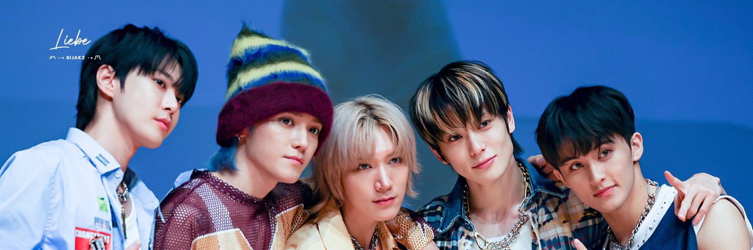 ffaii 🍑🐱 banner