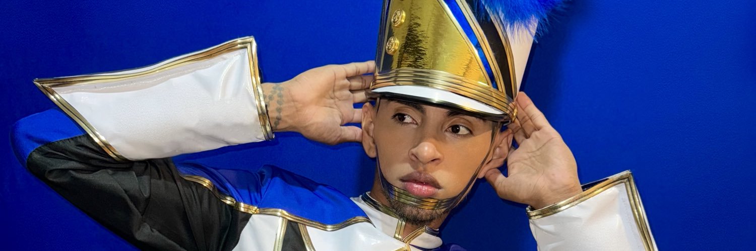 alejawdro's profile banner image