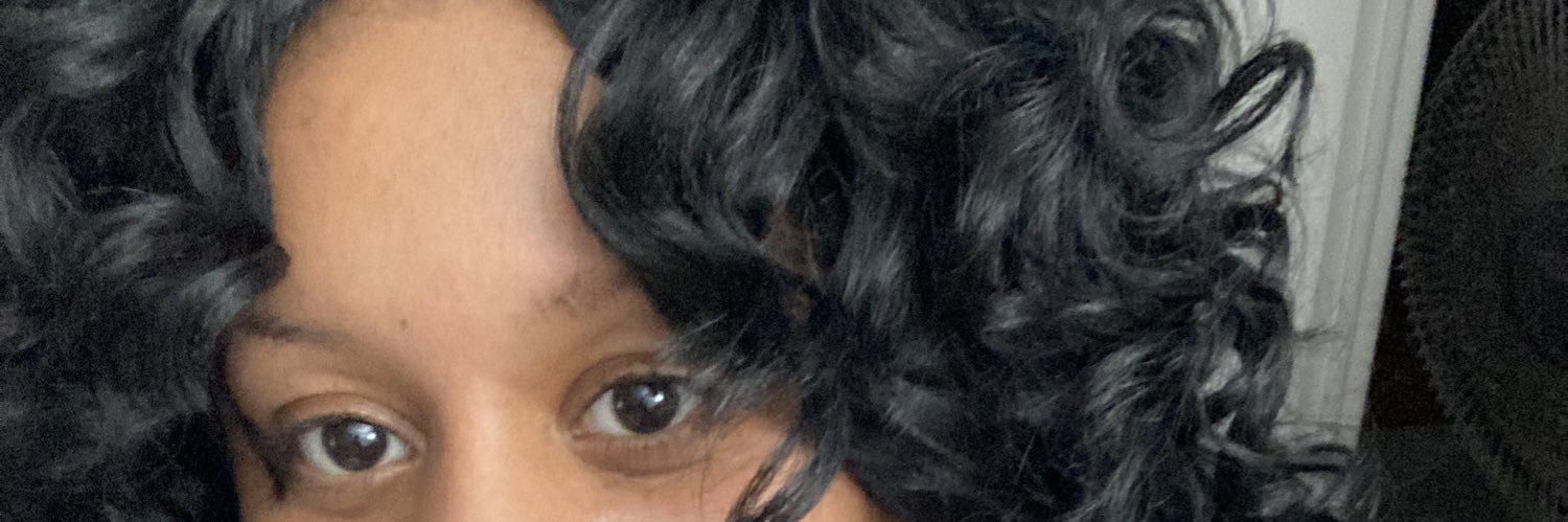 monaecapri's profile banner image