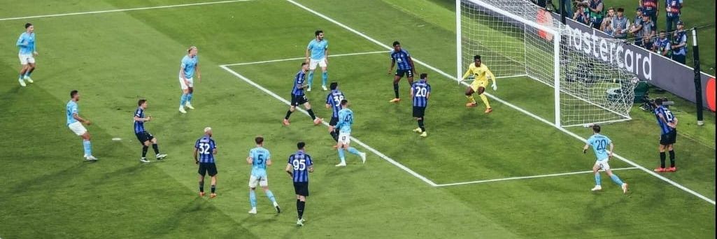 Dave Lee 🖐⚽️ banner