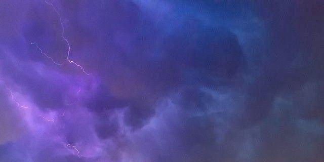 athaUhuy's profile banner image
