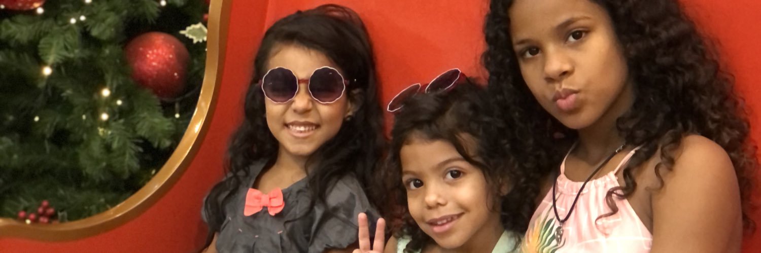 AmandaRoque_26's profile banner image