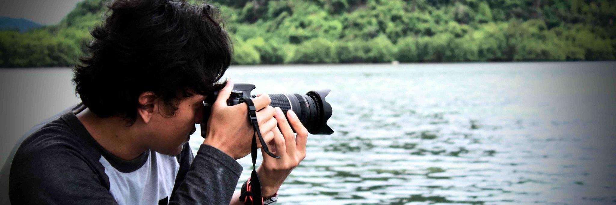 alesmanaputra's profile banner image