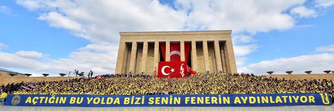 ozgedd_'s profile banner image