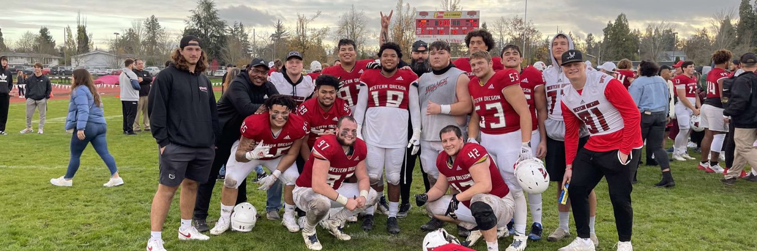 CallMeSantos🇬🇺 banner