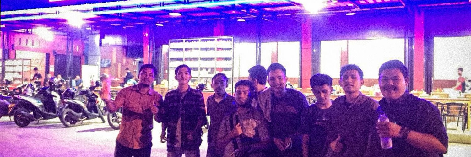 techaris_'s profile banner image