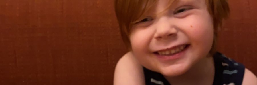 lyndsie_duncan's profile banner image