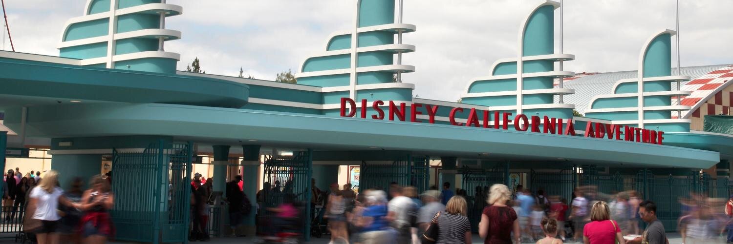 DisneyDose's profile banner image