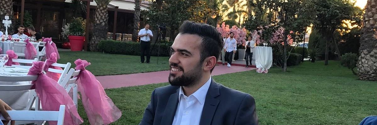 akaraleite's profile banner image
