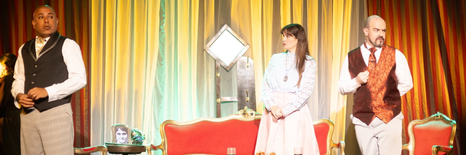cassia_robertaa's profile banner image