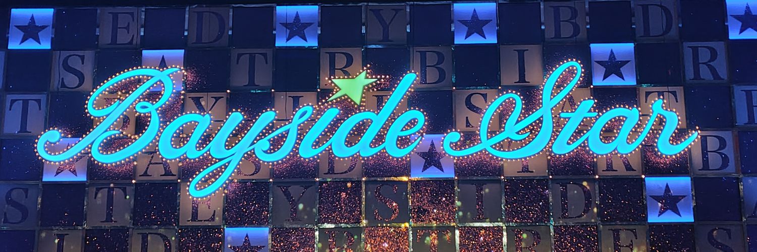 glitteringYou's profile banner image