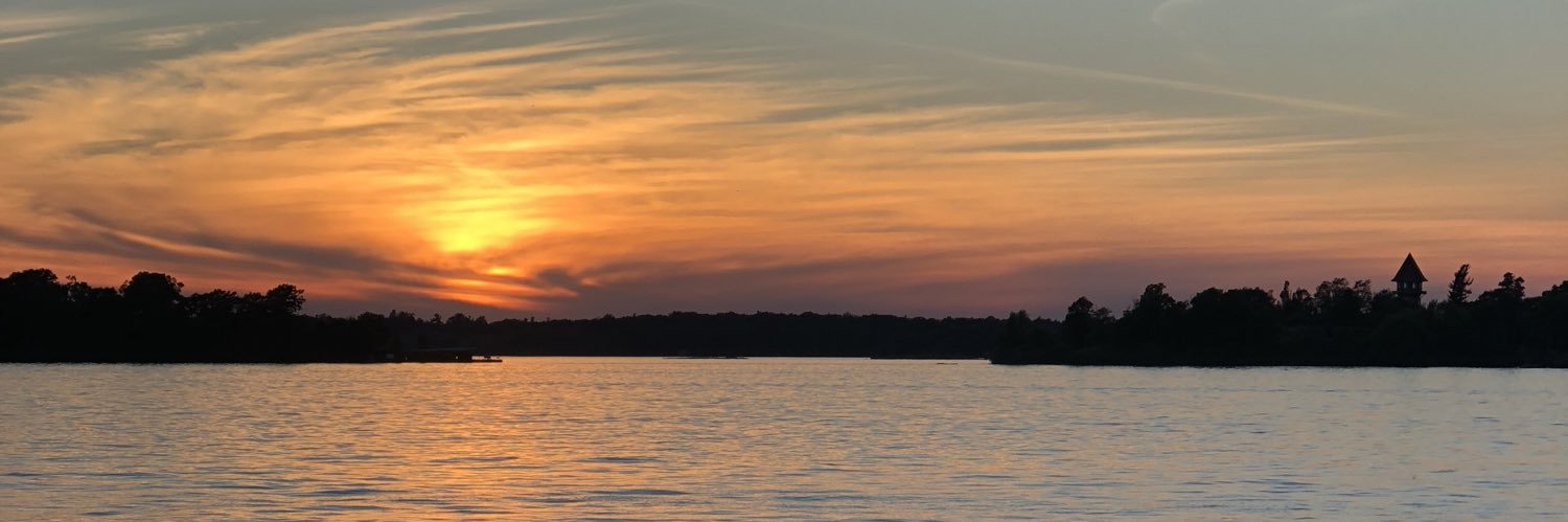 haleybolon's profile banner image