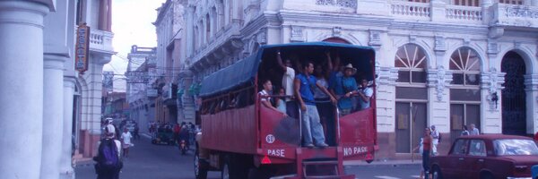 ainhize_m Profile Banner