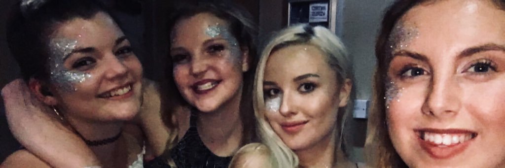 alidagss's profile banner image