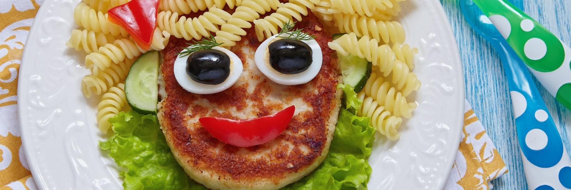 @HolidayKitchen_UK banner