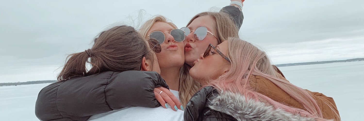 elli_corbin's profile banner image