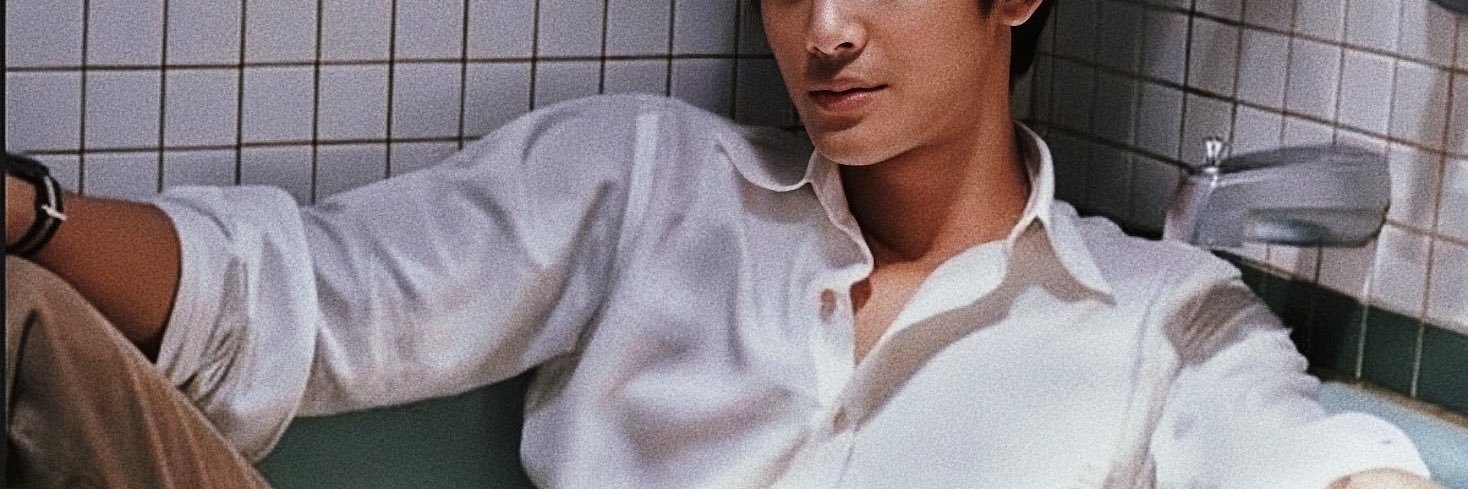 _titinew's profile banner image