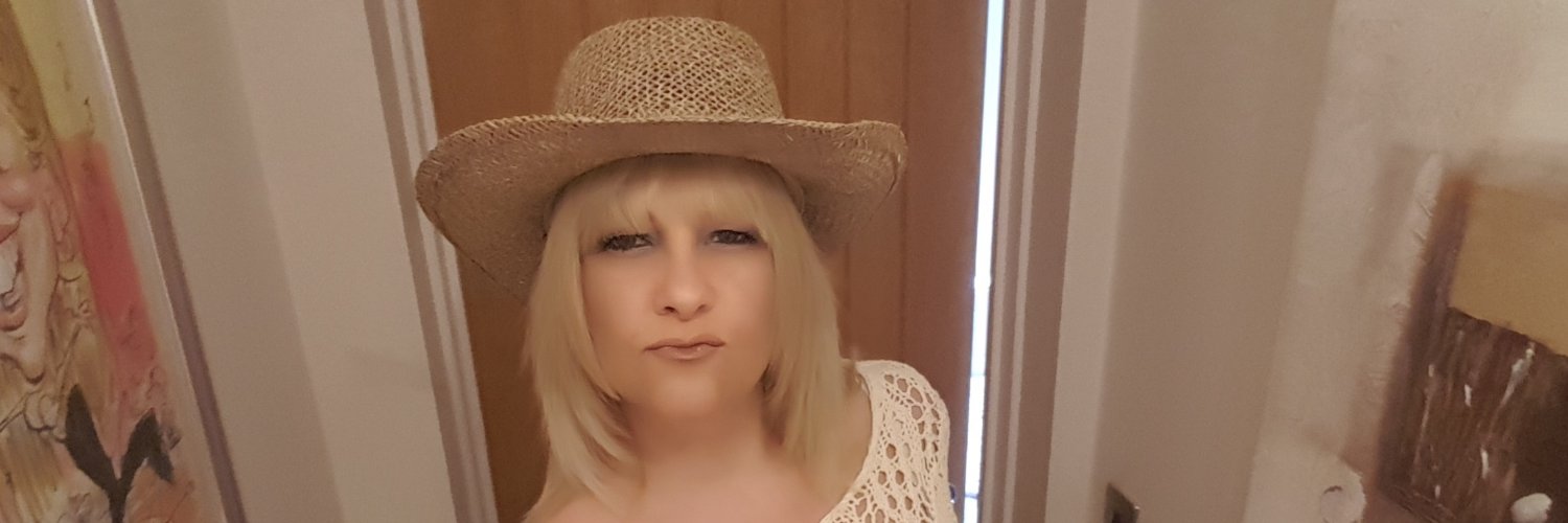 Hearminator's profile banner image