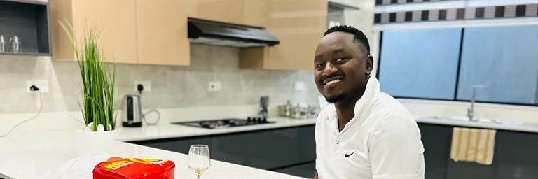danielbenmboz1's profile banner image