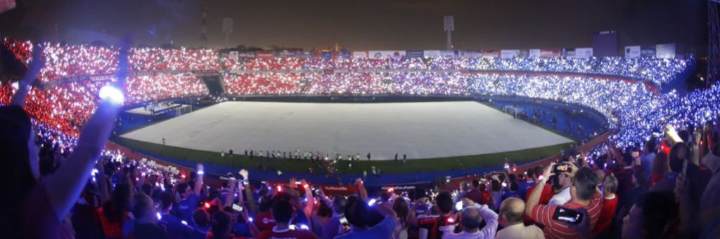 reneavalos's profile banner image