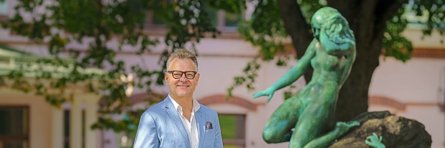 petriliski's profile banner image