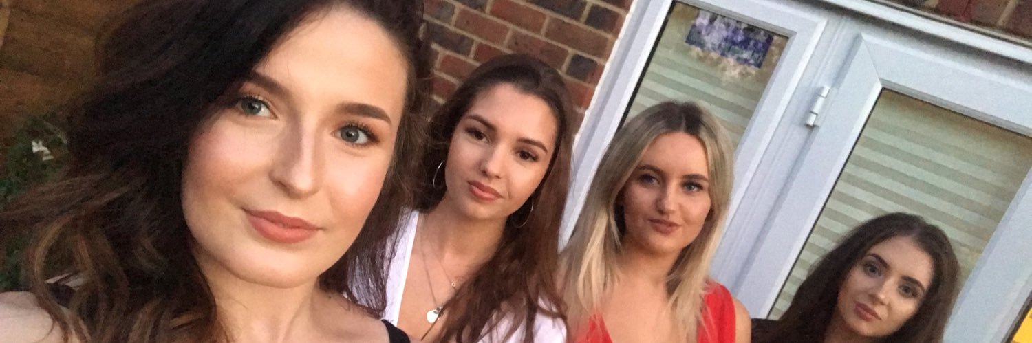 Ellie_Nevill's profile banner image
