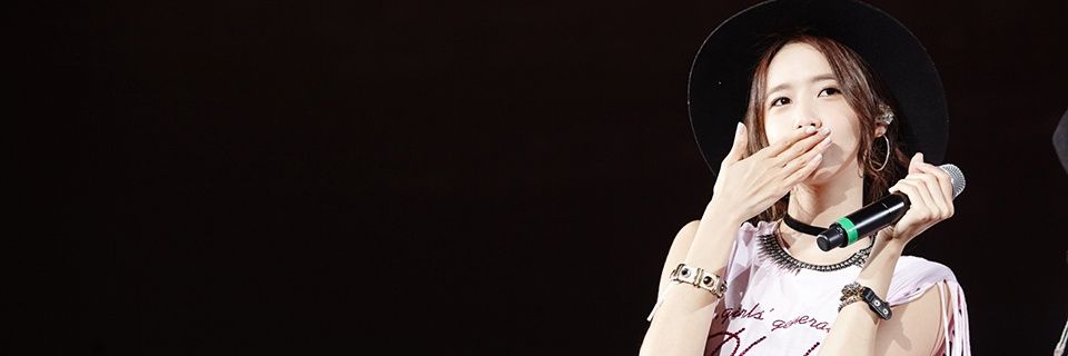 융 banner