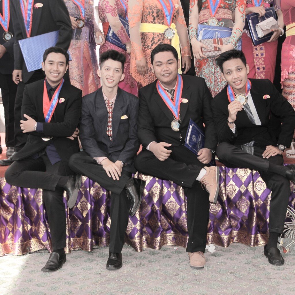 ade_warma's profile banner image