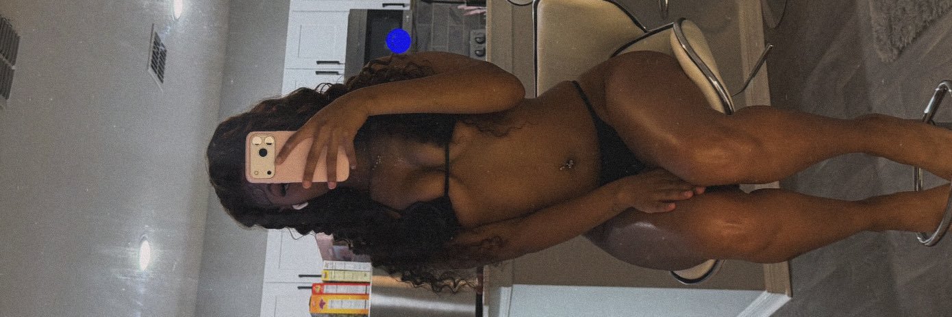 khaleesikeke's profile banner image