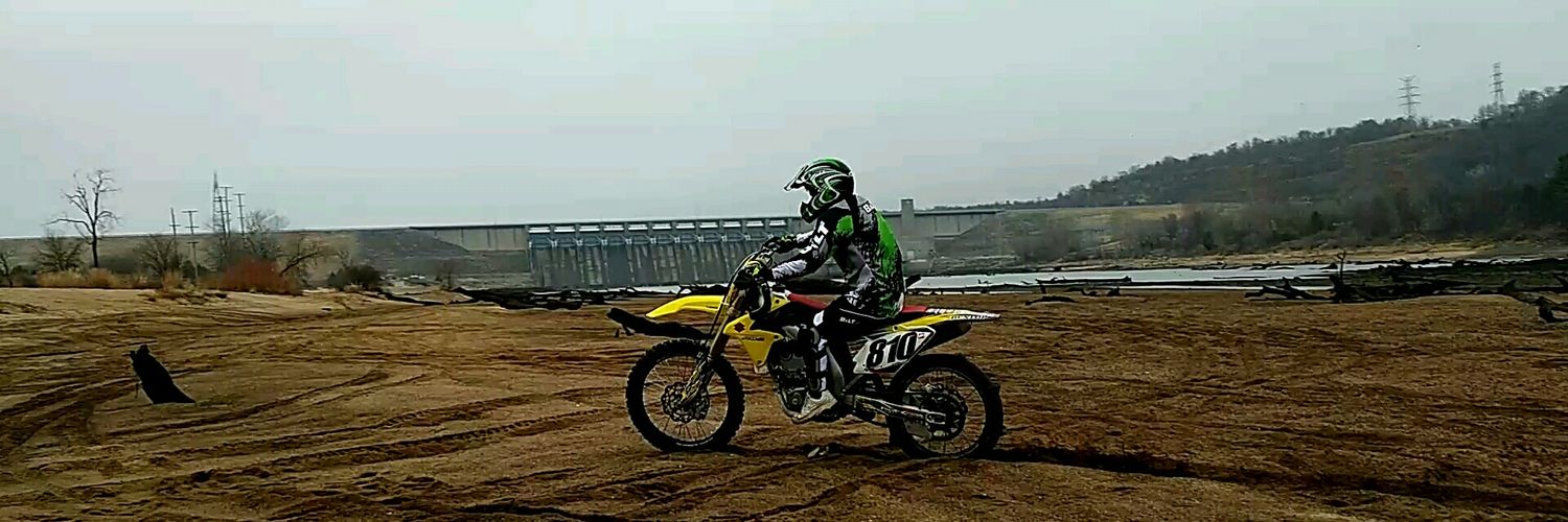 KXF308Win's profile banner image