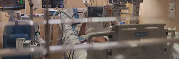 ECMOHUVH Profile Banner