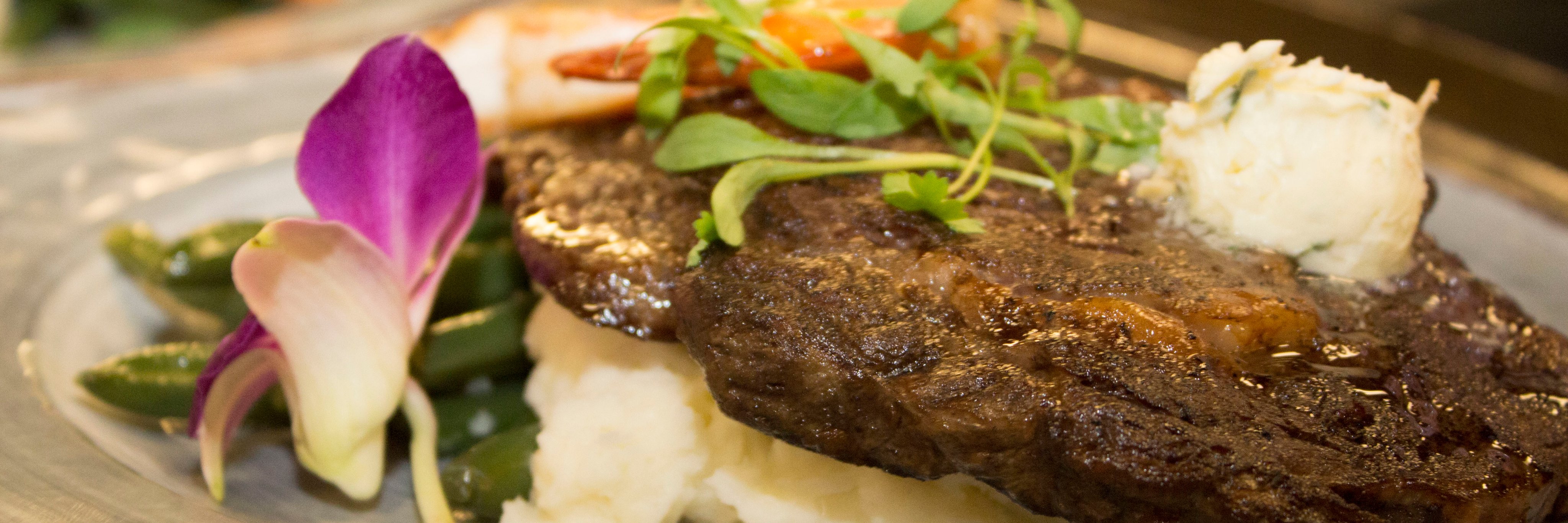 ETSUEats's profile banner image