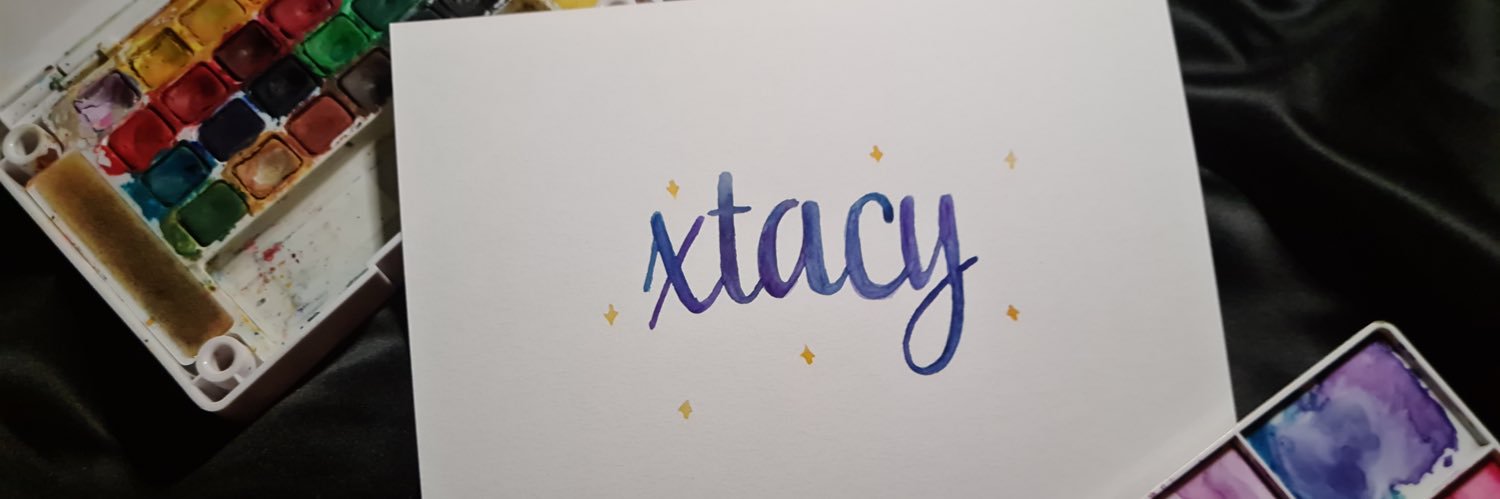 nadiapst's profile banner image