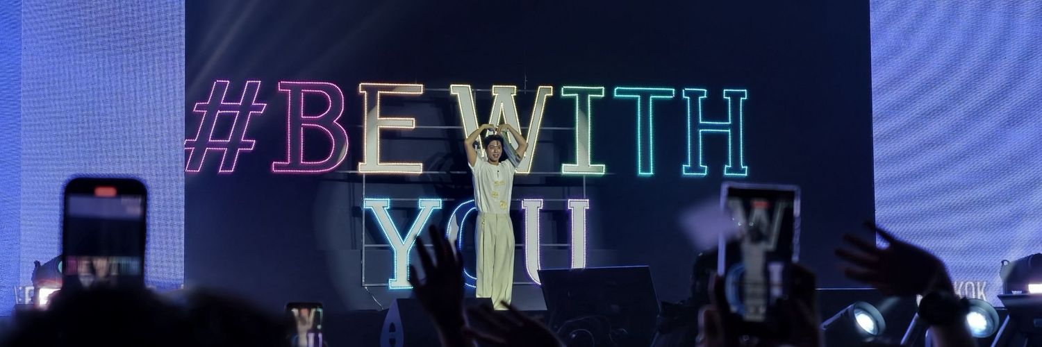 eayjang's profile banner image