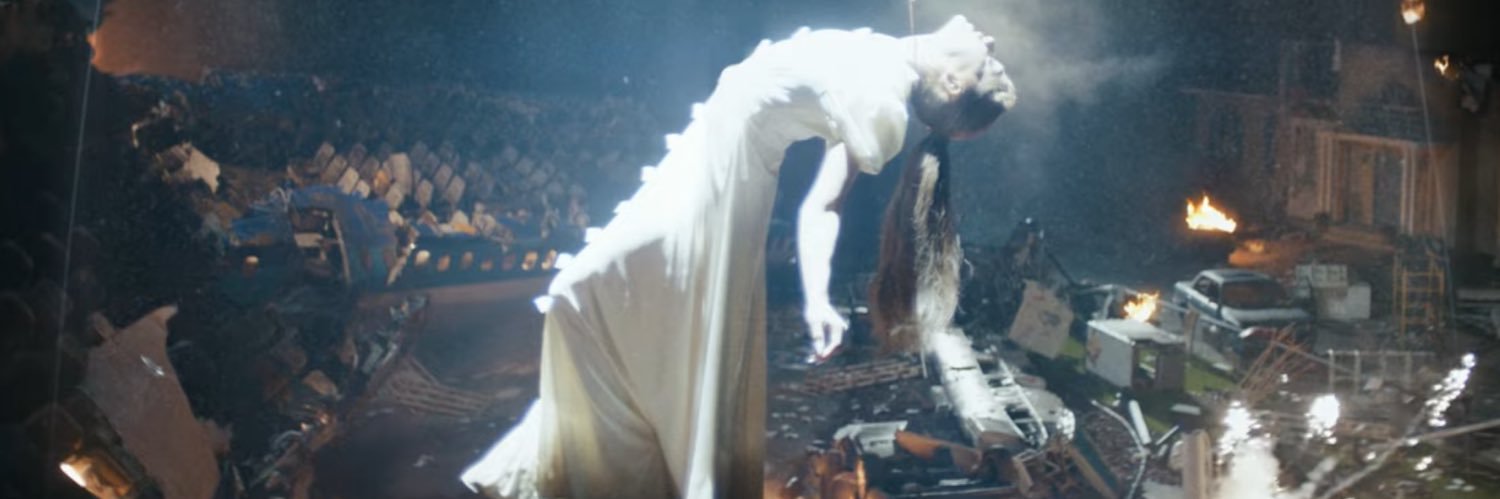 Screaming In Wigs banner
