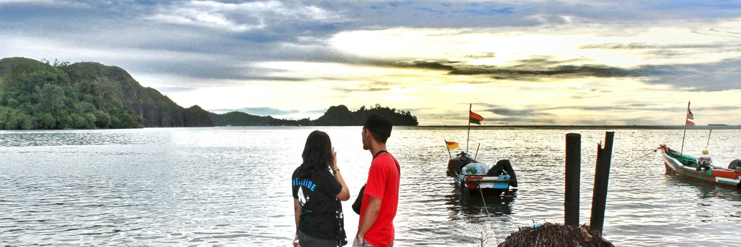 Rio Broadside banner