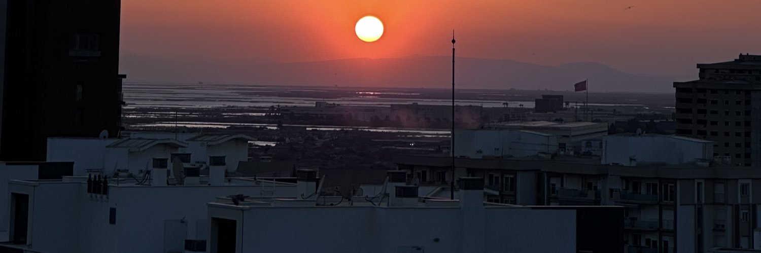 ezghzl's profile banner image
