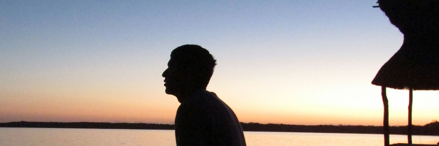 Emmanuel Martínez banner