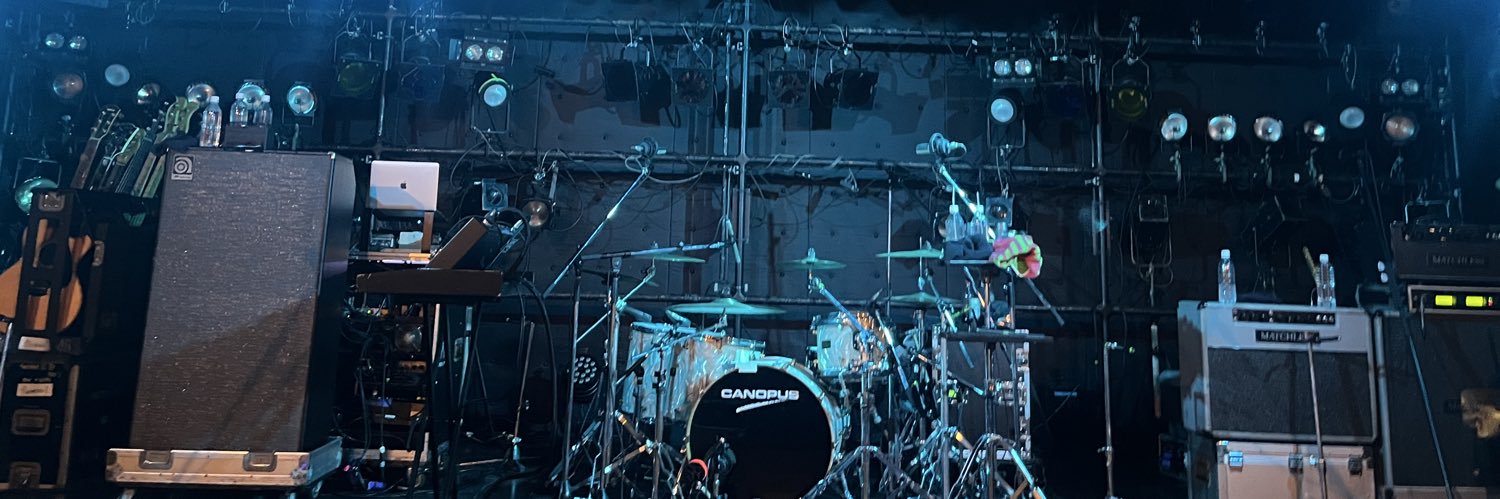 B_im_4's profile banner image