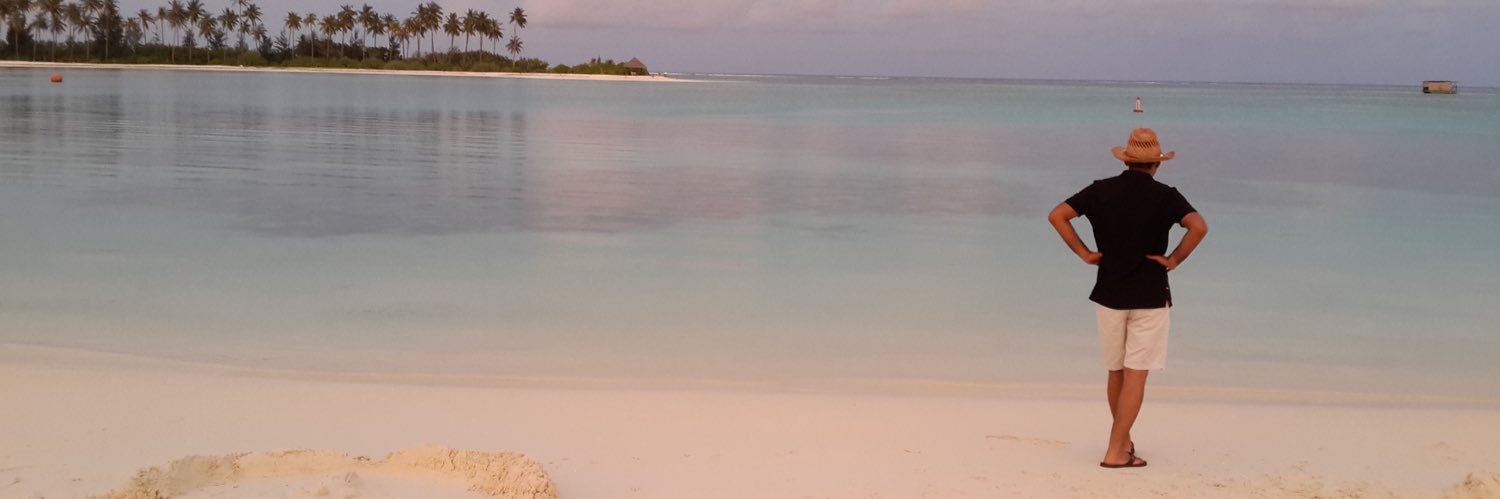 mohemfd's profile banner image