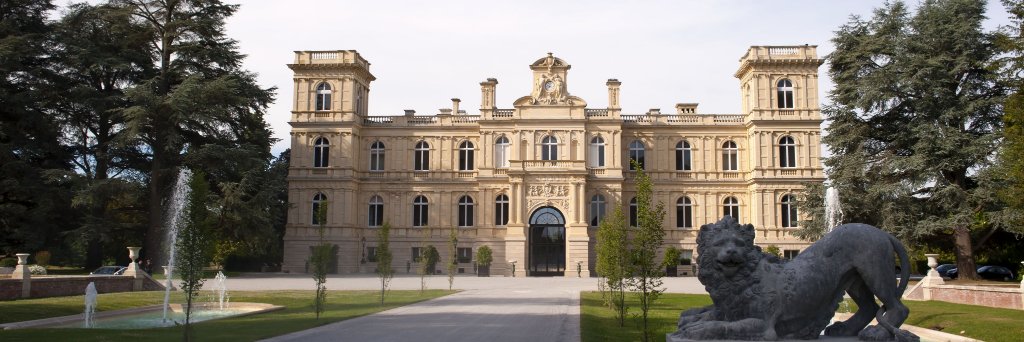 Château de Ferrières banner
