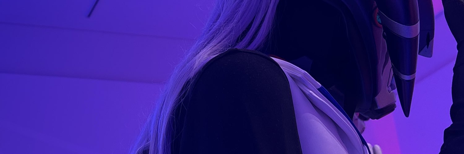 r__il0o's profile banner image