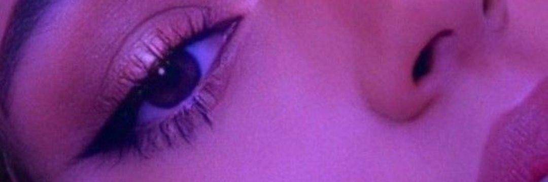 maë🪽 banner