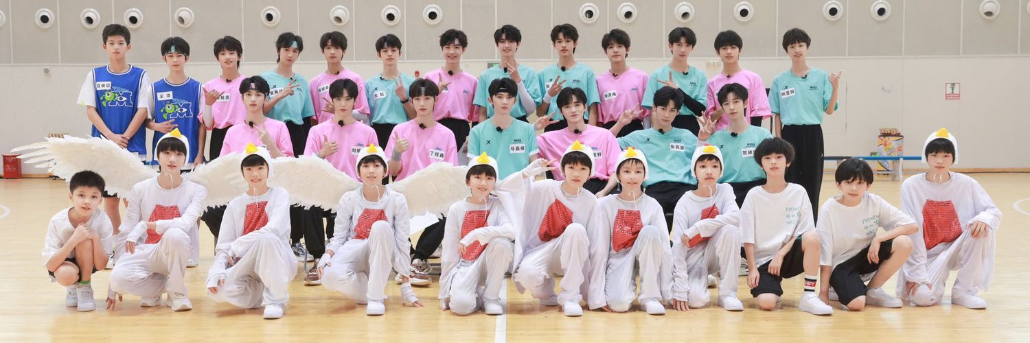 Clover3🍀🧡🖤 banner