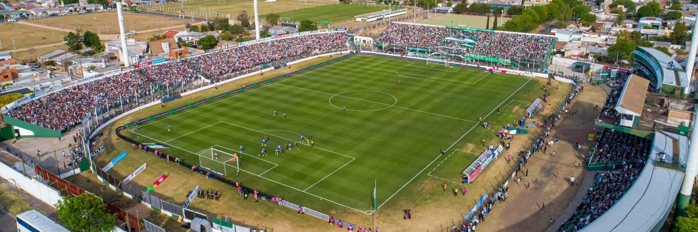 Club Atlético Sarmiento's banner